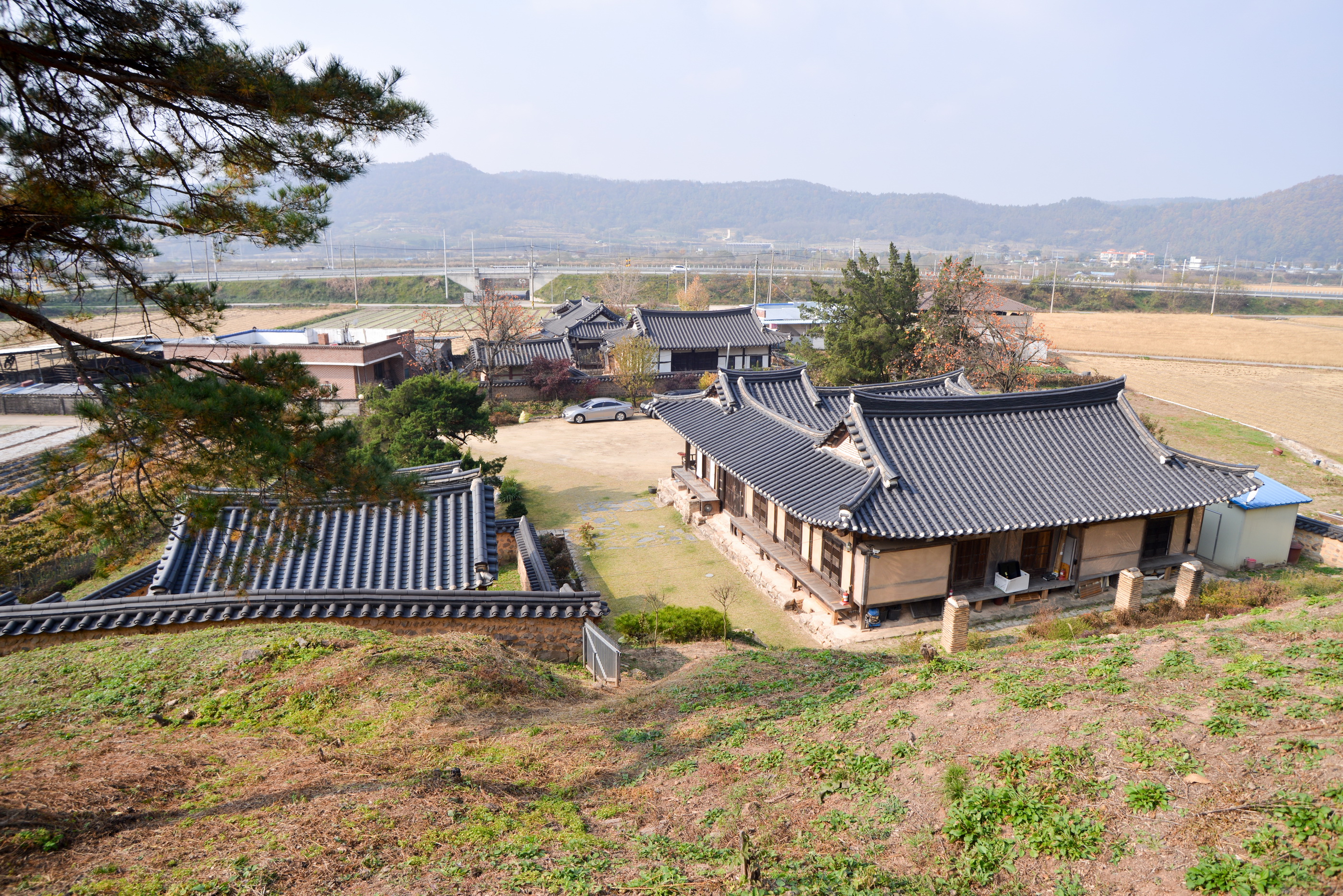 종택 원경