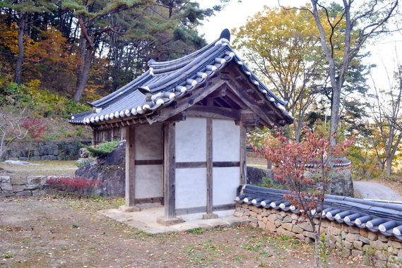 입구