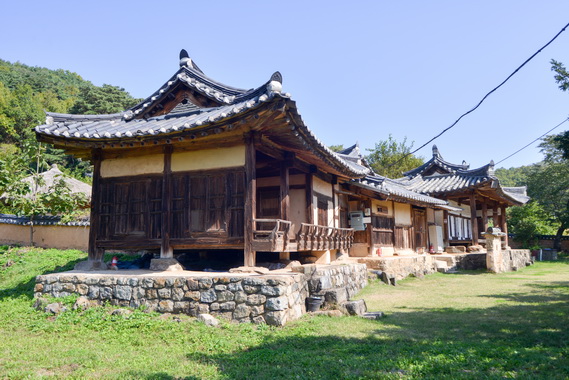 좌측 정면