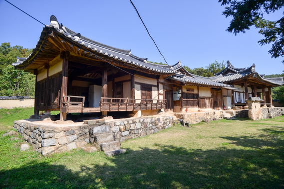정면