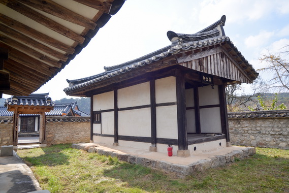 정면