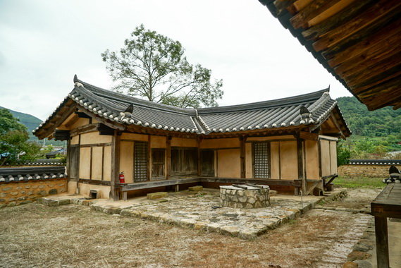 창녕조씨 지산고택