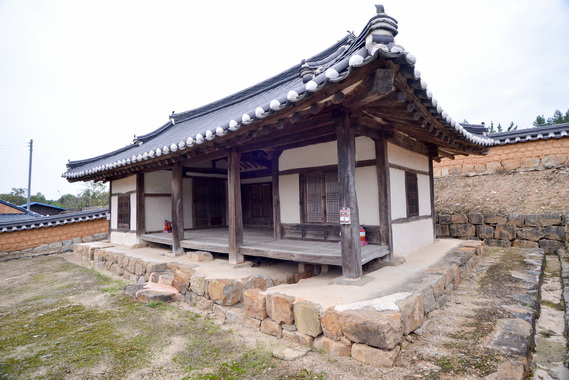 정면