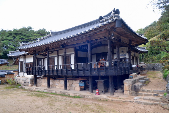 정면