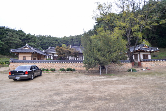외부 원경(정면)