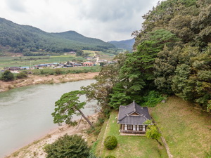 고산정 측면 전경