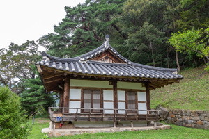 고산정 오른쪽 측면