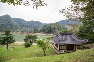 고산정 후면