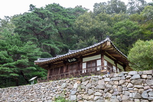 고산정 전경