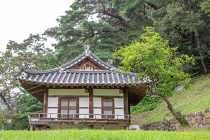 고산정 오른쪽 측면