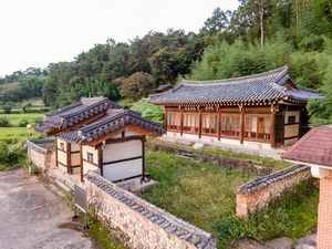 도천서원 전체 측면 전경