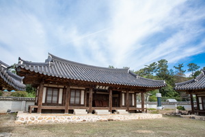 도남정사 측면 전경