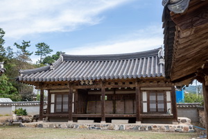 도남정사 전경