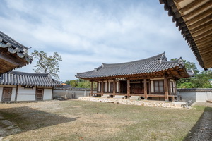 도남정사 동재에서 바라본 도남정사