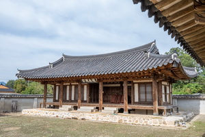 도남정사 측면 전경