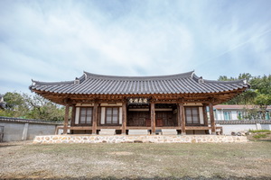 도남정사 전경