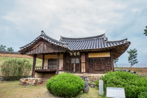 만대헌 전경