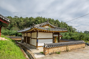 기천서원 측면 후경