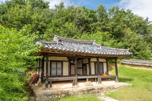 명교당 측면 전경