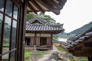 반계정 측면