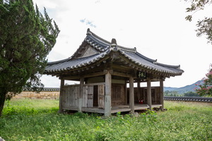삼수정 측면 전경