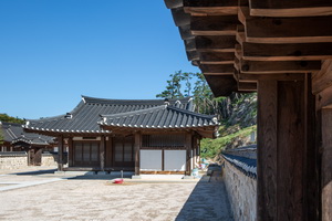전사청 전경