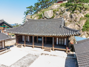 표암재 측면 전경