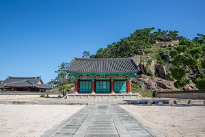 악강묘 전경