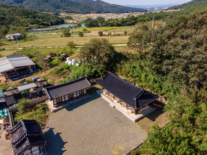 아동재사 측면 전경 풍경