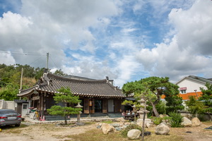 어은정 측면 전경