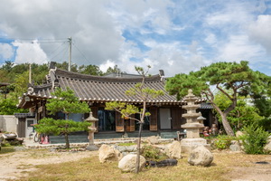 어은정 측면 전경