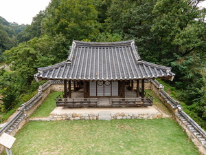 추원재 전경