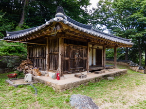민귀정 관리동 측면 전경