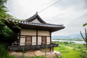 취담정 측면