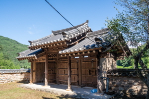 옥계서원 대문
